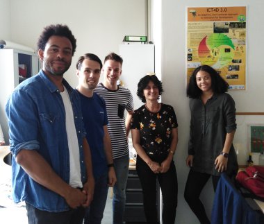 Small_res_AmsterdamDD team